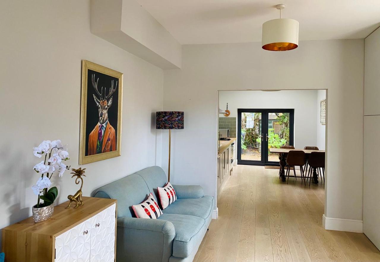Dom wakacyjny Delightful 2 Bedroom House Central Windsor