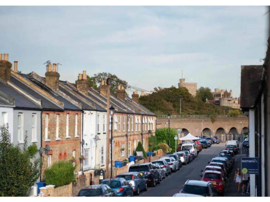 Dom wakacyjny Delightful 2 Bedroom House Central